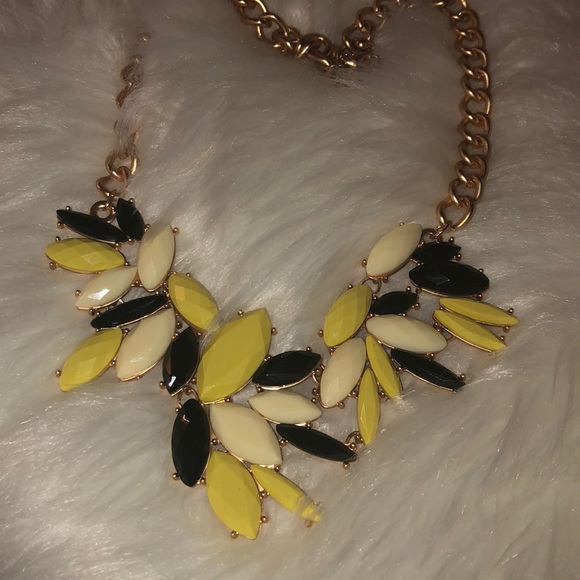 Necklace - Picture 2 of 2